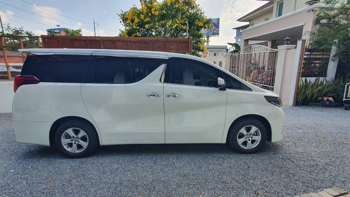 Toyota ALPHARD 30 Hybrid X E-four สีขาว ปี 2023 รูปที่ 11