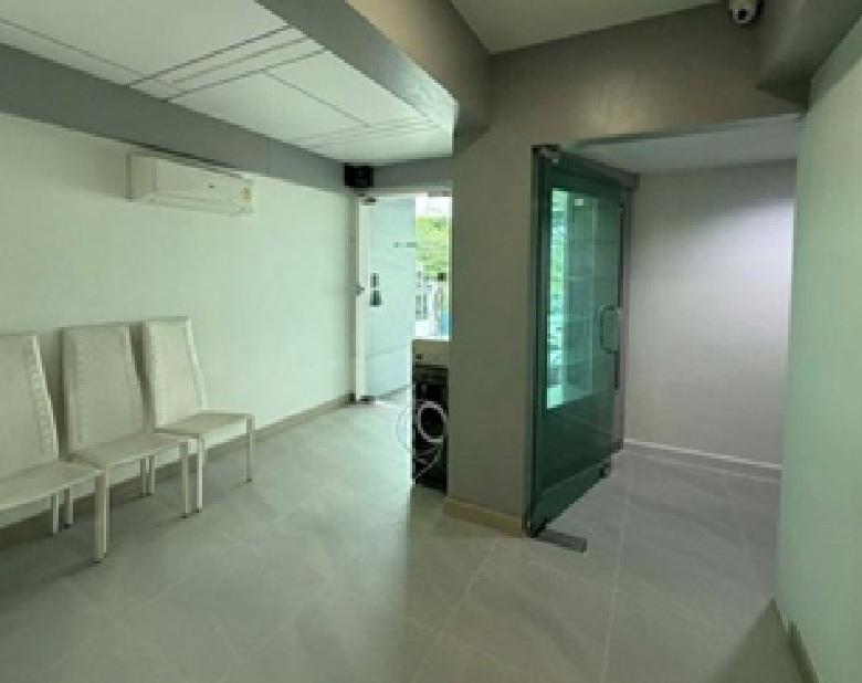 ให้เช่าอาคารสำนักงาน / Home Office 5 ชั้น พร้อมลิฟท์ / ซอยพัฒนาการ เข้าซอยไม่ลึก ถนนพัฒนาการ มีลิฟท์ในอาคาร 7