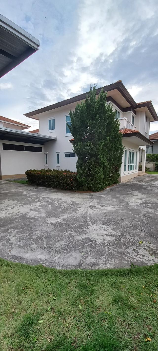 บ้านเดี่ยวแปลงใหญ่ ในโครงการจัดสรรใกล้วงแหวนรอบ 2 สันกำแพงสายใหม่ 10