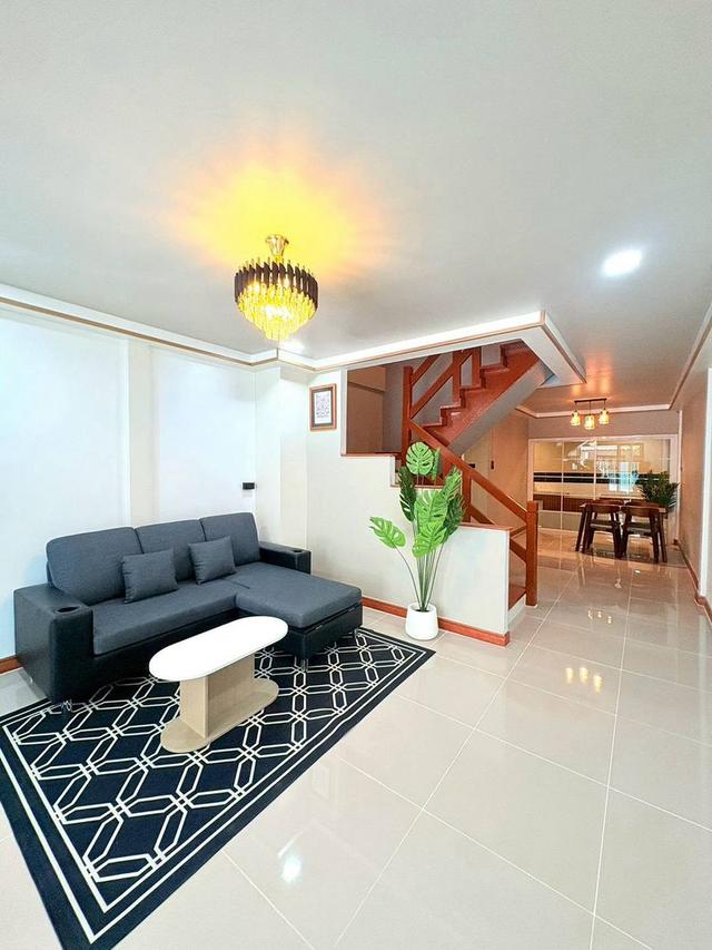 หมู่บ้านดิเอมเมอรัลด์พาร์ค2 ทำเลชัยพฤกษ์ ราชพฤกษ์ทาวน์เฮ้าส์ 2 ชั้น ตกแต่งใหม่พร้อมอยู่ ทำเลดีสามารถไปได้หลายเส้นทาง ราชพฤกษ์&ชัยพฤกษ์&ถนน345 4