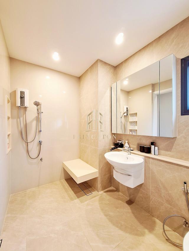 Luxury House Narasiri Krungthep Kreetha 13