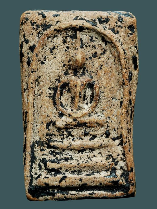 พระสมเด็จวัดระฆัง พิมพ์ฐานแซม....ลงรักเก่าๆ รูปที่ 2