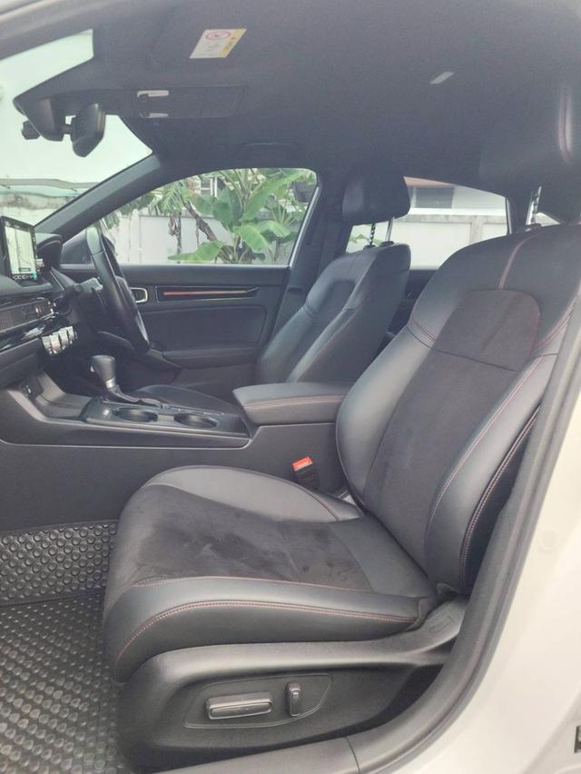HONDA CIVIC FE Sedan 4dr  CVT FWD 1.5 TURBO RS  Y22. สีขาว 14