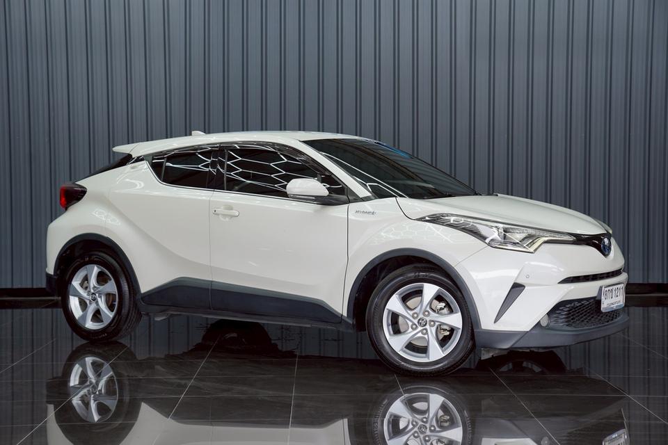 TOYOTA C-HR 1.8 Hybrid High AT ปี 2018 สี ขาว รูปย่อยที่ 3