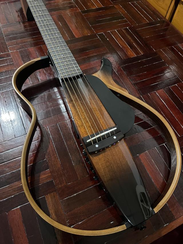 Yamaha SLG200s 3