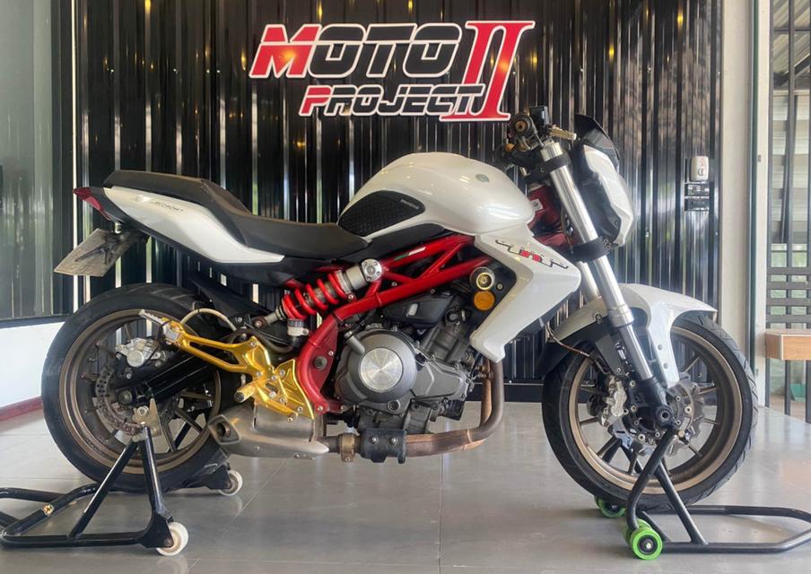 Benelli TNT ปี 2015 รถมือสองสีขาว 4