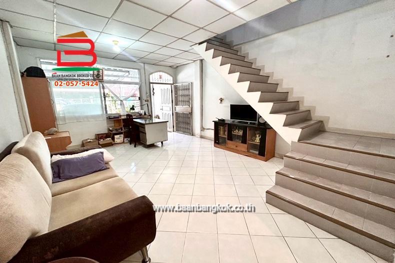 ทาวน์เฮาส์ หมู่บ้าน สุขสบายวิลล่า เนื้อที่ 25 ตรว. ถนนลาดพร้าว แขวงคลองเจ้าคุณสิงห์ เขตวังทองหลาง กรุงเทพมหานคร 5