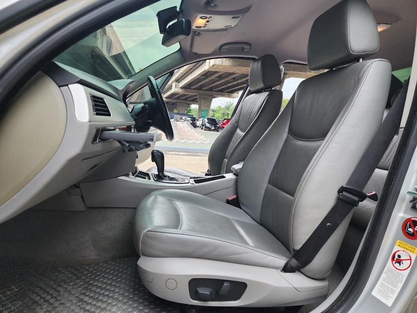 BMW 318i 2.0 E90 AT ปี 2008 14