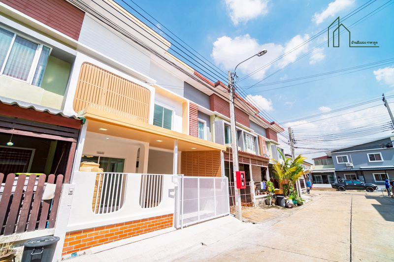 หมู่บ้านบัวทองธานี เฟส 17 บางบัวทอง ทาวน์เฮาส์ รีโนเวทพร้อมอยู่  2