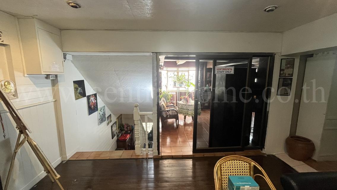 อาคารพาณิชย์ 2 คูหา ซอยแจ้งวัฒนะ 1 ทำเลดี พร้อมผู้เช่าออฟฟิศ 12