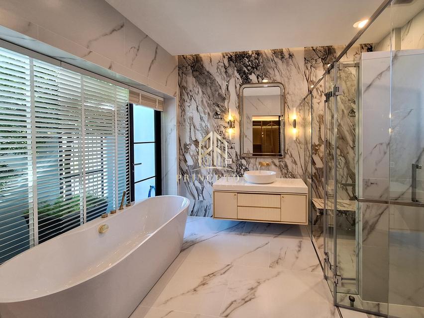 Luxury House For Rent Nantawan Rama 9 New Krungthep Kreetha 14