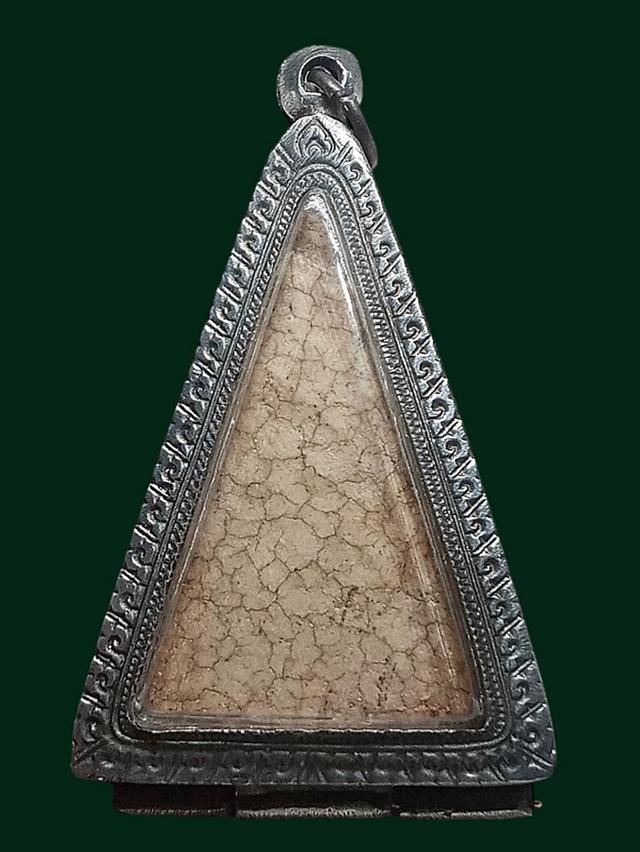 พระเก่าเลี่ยมกรอบเก่า 2