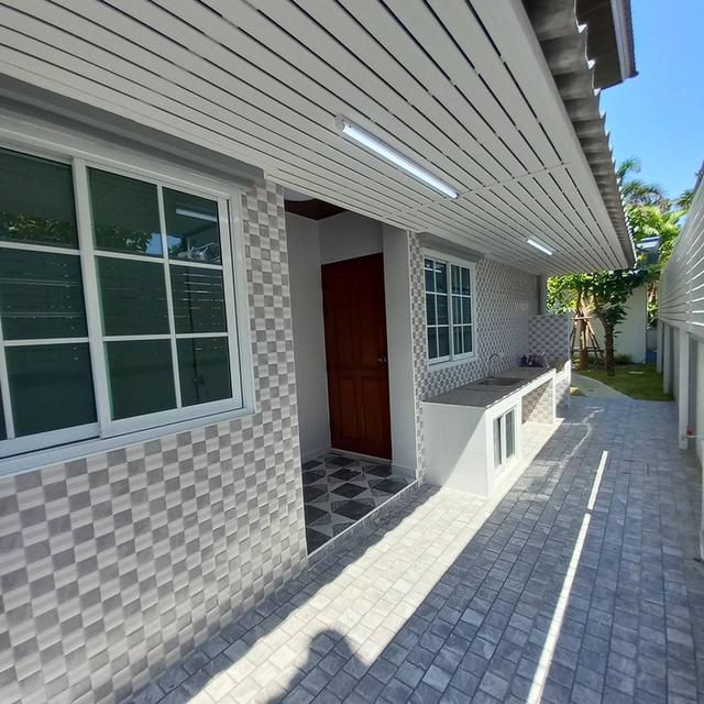 ขายบ้านเดี่ยว 2 ชั้น 🏡  💸ราคา 8.8 ล้านบาท 📲 085-1634017 🙋เจ้าของขายเอง  🏡เนื้อที่ 105.4 ตรว. หลังหัวมุม 5 นอน 5 นำ้ ที่จอดรถ 3 คันใกล้ทางด่วน 9