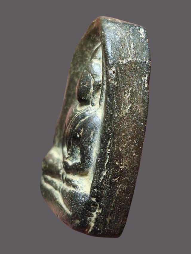 พระซุ้มกอพิมพ์ใหญ่ กรุวัดบรมธาตุ รูปที่ 2