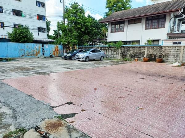 ขายที่ดิน ลาซาล 26 - 150 ตรว. (เจ้าของขายเอง) ใกล้ BTS แบริ่ง / Land Lasalle 26, 150 Sq. wa (For Sale) near BTS Baring 3