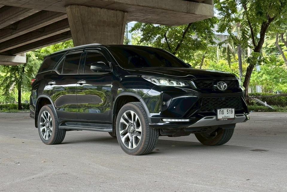 Toyota FORTUNER 2.4 Legender 2WD AT ปี 2022