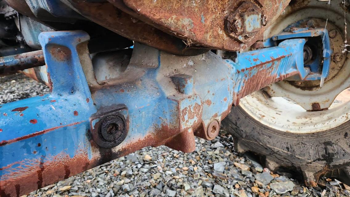 รถไถนา แทรคเตอร์ FORD 6610 ตู้เก๋ง 4WD มี low-high เสื้อลาย เก่าญี่ปุ่นแท้ พร้อมใช้ 5