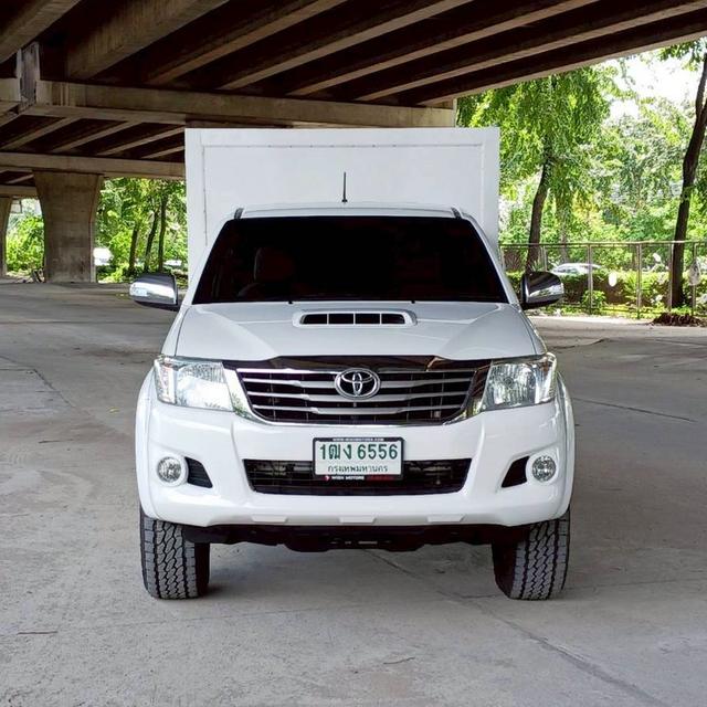 Toyota Vigo Champ Smart Cab 2.5 E MT ปี 2014 CNG