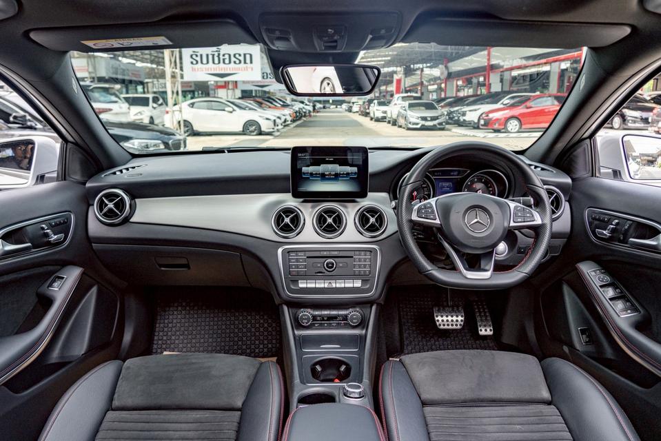 รหัสรถ NP5690 รุ่นรถ : BENZ GLA250 AMG DYNAMIC FACELIFTปีรถ : 2018 รูปที่ 5