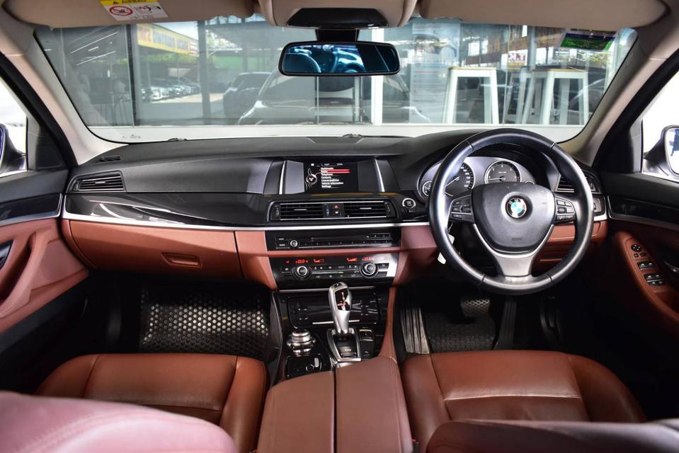 BMW 520d 2.0 F10 sedan ปี2015 2