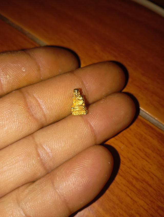 พระเครื่องหลวงปู่ทวดเนื้อทองเหลือง