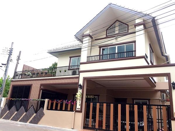 ขายบ้านเดี่ยว 2 ชั้น หมู่บ้านอิ่มอัมพรทาวน์ ซอยราชพฤกษ์ 9 ใกล้ BTS บางหว้า โทร 065-1515166 1