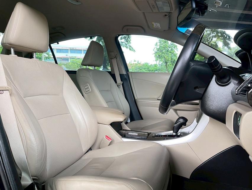 ขาย Honda Accord 2.0El ปี15 12