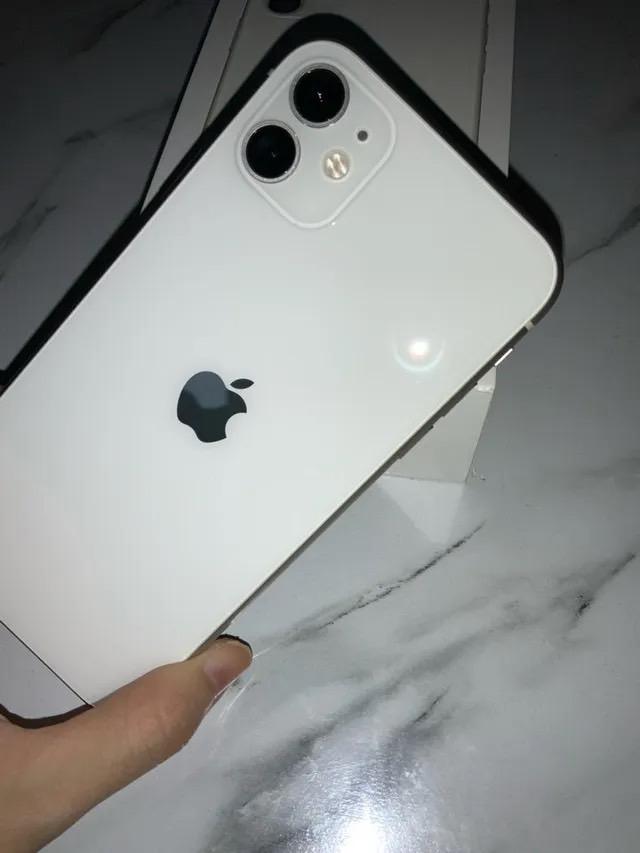 iPhone11 สีขาว