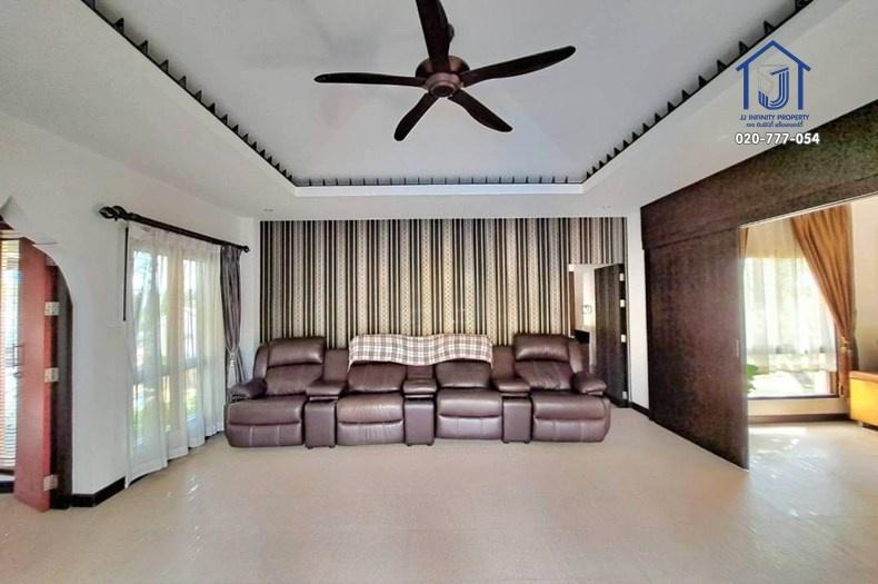 ขายพูลวิลล่า 2 ชั้น หลังใหญ่ 265.6 ตร.วา หมู่บ้านภูธารา พูลวิลล่า พัทยา ถนนทุ่งกลม-ตาลหมัน 9 ใกล้หาด,มอเตอร์เวย์ 5