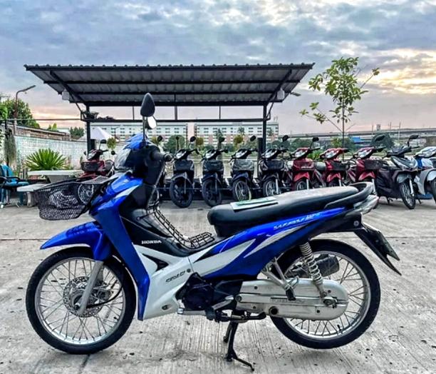 Honda wave 110i สีน้ำเงิน 4