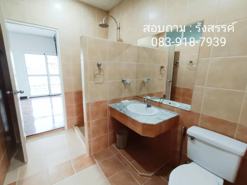 🏡 ทาวน์โฮม 3.5 ชั้น รีโนเวทใหม่ทั้งหลัง ใกล้ศูนย์ราชการแจ้งวัฒนะ 25 ตร.วา  📍 ซอยบางมดแลนน์ – ถนนประชาชื่น (เลียบคลองประปา) 18