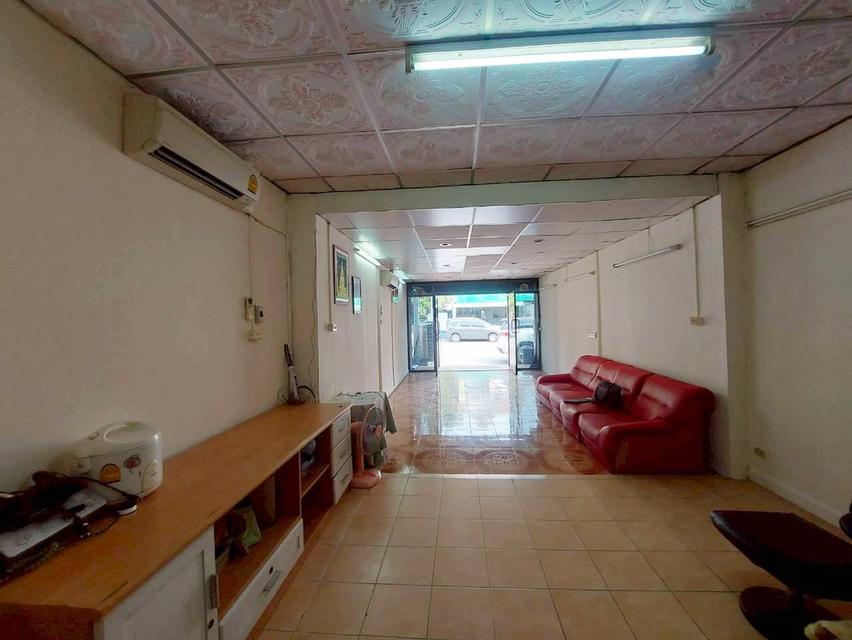 ขายบ้าน 2 ชั้น หมู่บ้านพูนสินธานี3 ซอยเคหะร่มเกล้า64 6