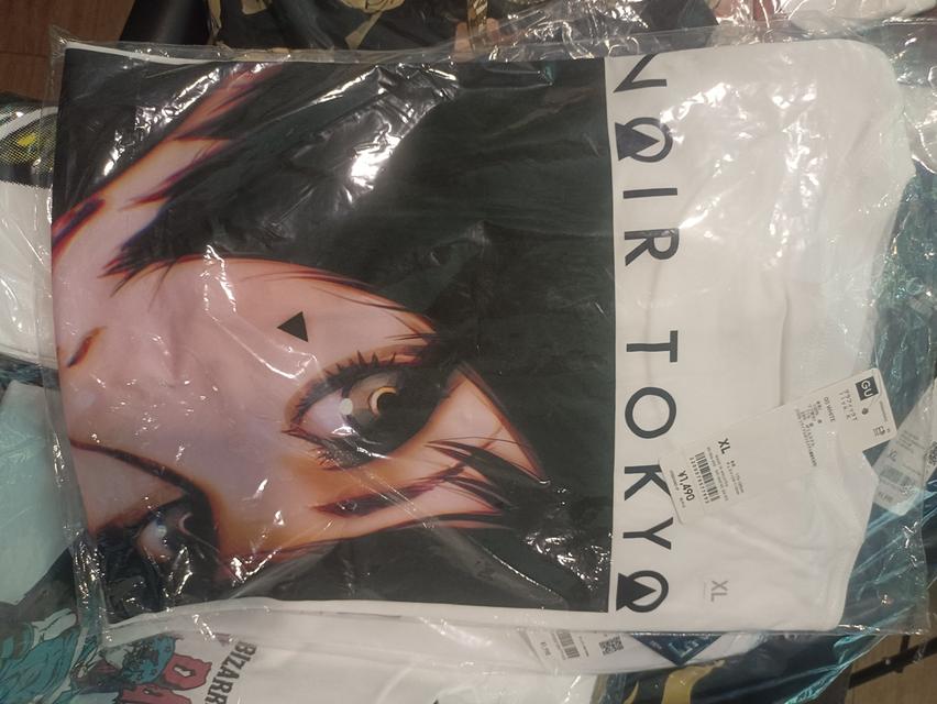 ขายเสื้อ Junji Ito / Tomie Style 🇯🇵 งานอนิเมะ horror manga ของใหม่ยังไม่แกะซีล ไซซ์ XL ลายเต็มตัวสวยมาก ใส่ street ได้ ราคา 790.- นัดรับ/จัดส่ง40+