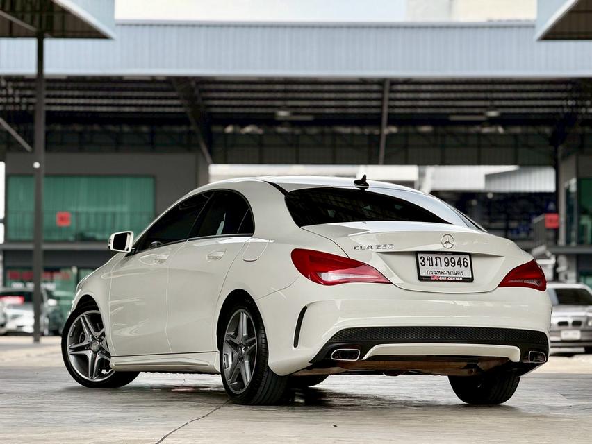 Benz E220 CDI ปี 2012