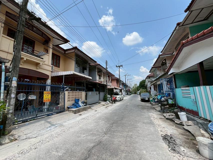 ขายบ้าน 2 ชั้น หมู่บ้านพรธิสาร5 คลอง7 ธัญบุรี 3