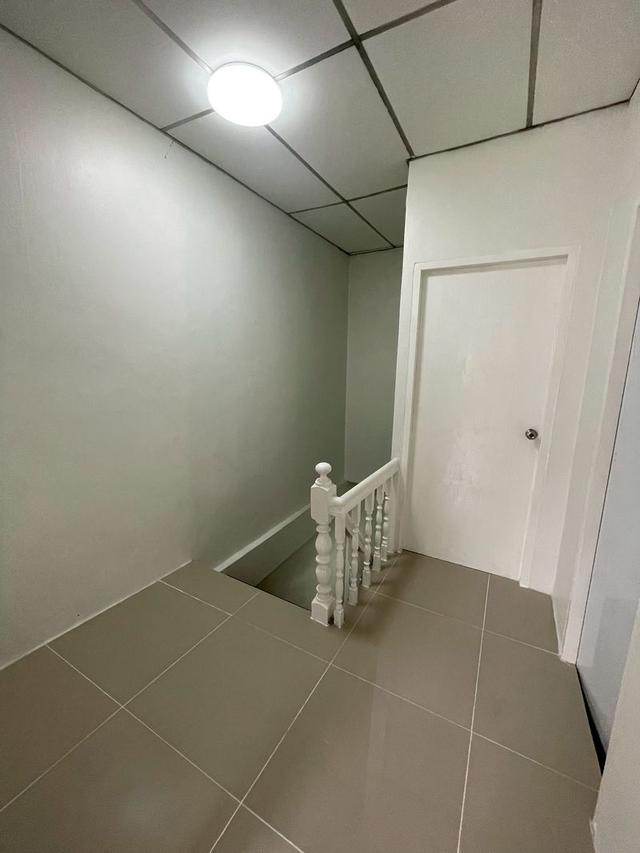 ขาย :ทาวน์เฮาส์ 2 ชั้น, เนื้อที่ 17 ตรว.  หมู่บ้านศรีประจักษ์ 2  16