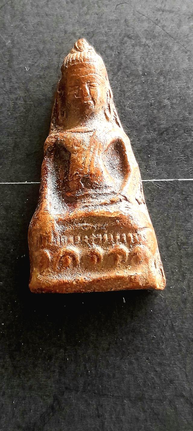 พระหูยานลพบุรีเนื้อดิน 4