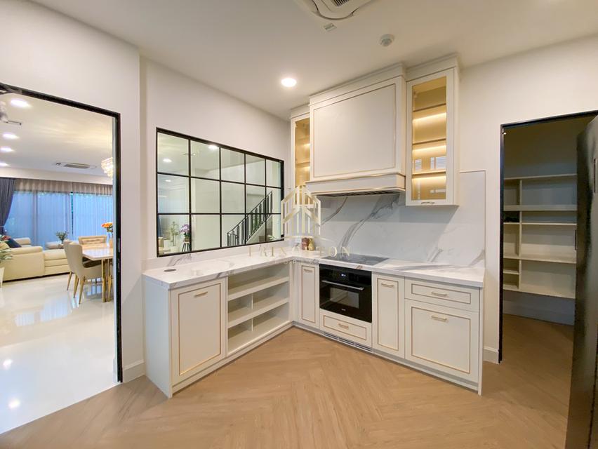 Luxury House For Sale or Rent Nantawan Rama 9 New Krungthep Kreetha 8