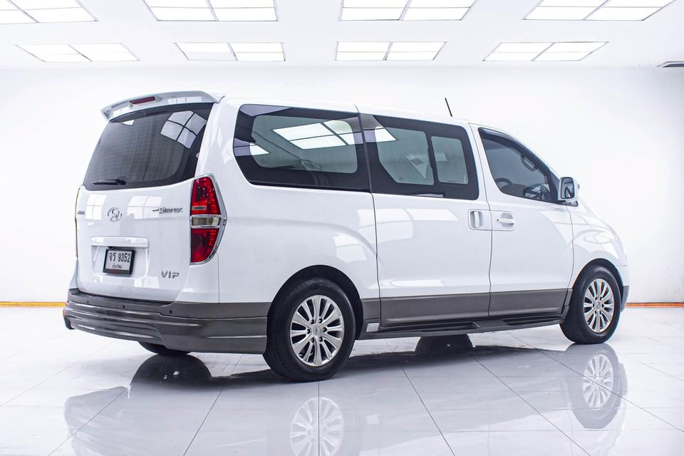 HYUNDAI GRAND STARLEX VIP 2.5 2012