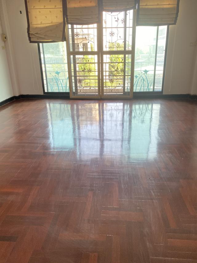 ขายทาวน์เฮาส์3 ชั้น ถนน สุขุมวิท 77 ( อ่อนนุช25) 4