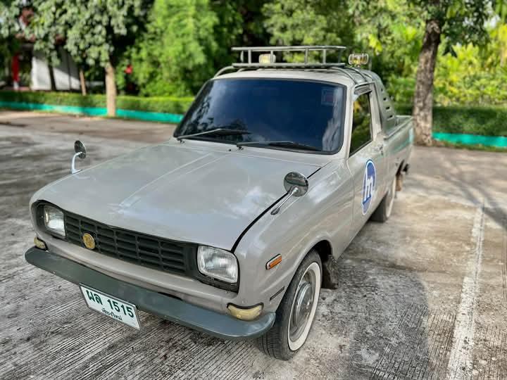 Mazda Familia M100