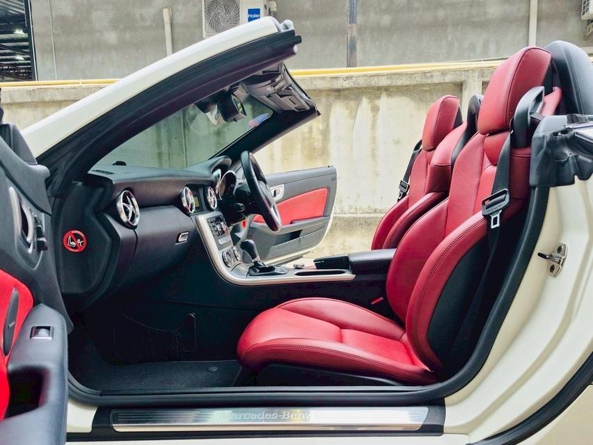 รหัสรถ TBM9797 🎖️2012 Mercedes Benz SLK200 AMG R172🎖️ 11