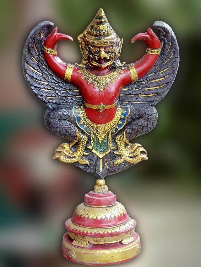 พญาครุฑองค์ใหญ่ ตั้งโต๊ะบูชา พิมพ์หน้าดุ ขนาดกว้าง65ซม 2