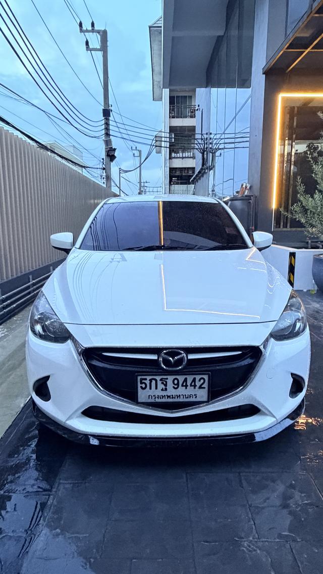 ปล่อยรถมือเดียวค่ะ 🚙Mazda2 ปี2016  เครื่องยนต์เบนซิน Skyactiv-G 1.3 ลิตรรุ่นแฮทช์แบ็ก 5ประตู  📍ไมล์รถ 82,025 จิงใจไม่จิงโจ้