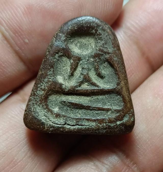 พระปิดตาพิมพ์หลังแบบหลวงพ่อแก้ววัดสุวรรณ 15