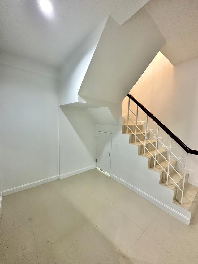 🏠ทาวน์เฮ้าส์2ชั้น สวยและคุ้มมาก 🏠น้ำไม่ท่วม พิกัด สนามบิน🚩 6