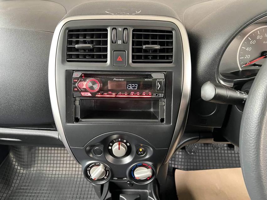 NISSAN MARCH รุ่น S เครื่อง1.2cc. เกียร์ธรรมดา ปีชุดจด รูปที่ 5