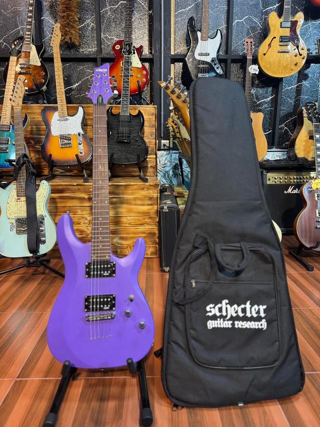 ขายกีตาร์ไฟฟ้า Schecter C6 Deluxe พร้อมกระเป๋าคู่ตัว