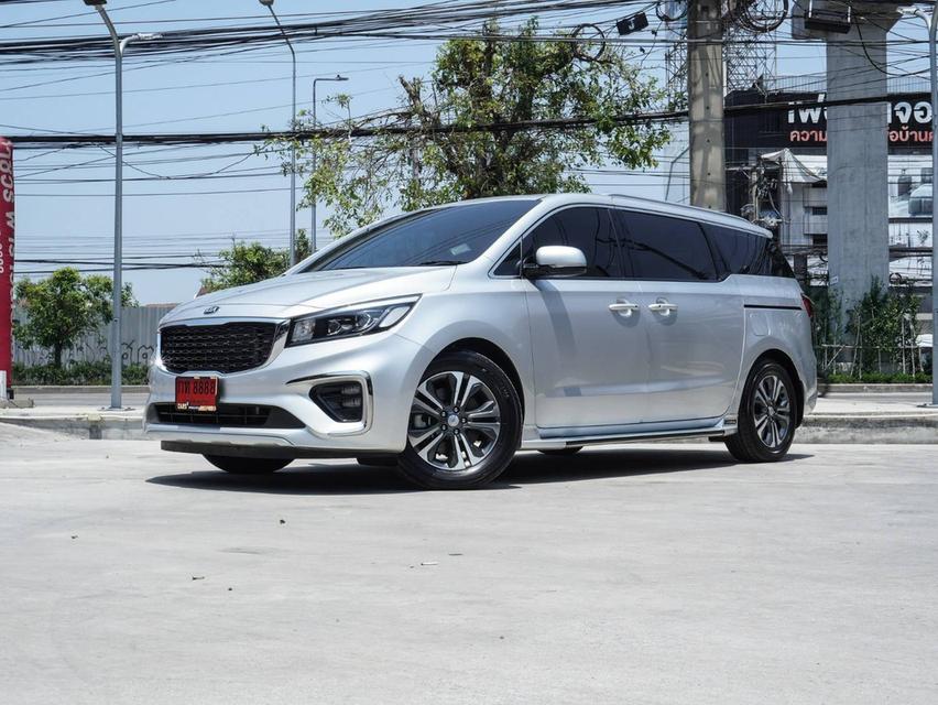 KIA GRAND CARNIVAL 2.2 SXL Top ดีเซล 2018 รถสวย ดูแลดี บางเดิมไม่มีชน