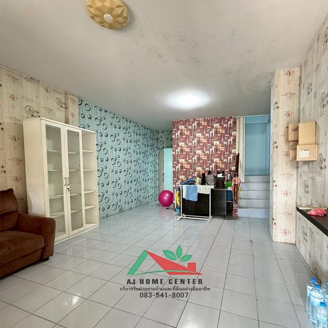 ขายทาวน์เฮ้าส์18ตรว. ซ.บุญมี 8 แป๊ะกง ตลาดกระทุ่มแบน สวยพร้อมอยู่ กู้ได้เต็ม 3